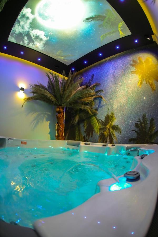 Apartament Ksiezycowy Z Jacuzzi 노비 삭츠 외부 사진